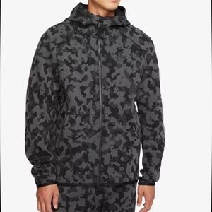 Nike Sportswear Men's Tech Fleece Full Zip Hoody - CJ5975-010 - Camo Black - XL